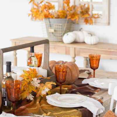 Create A Simple Thanksgiving Tablescape