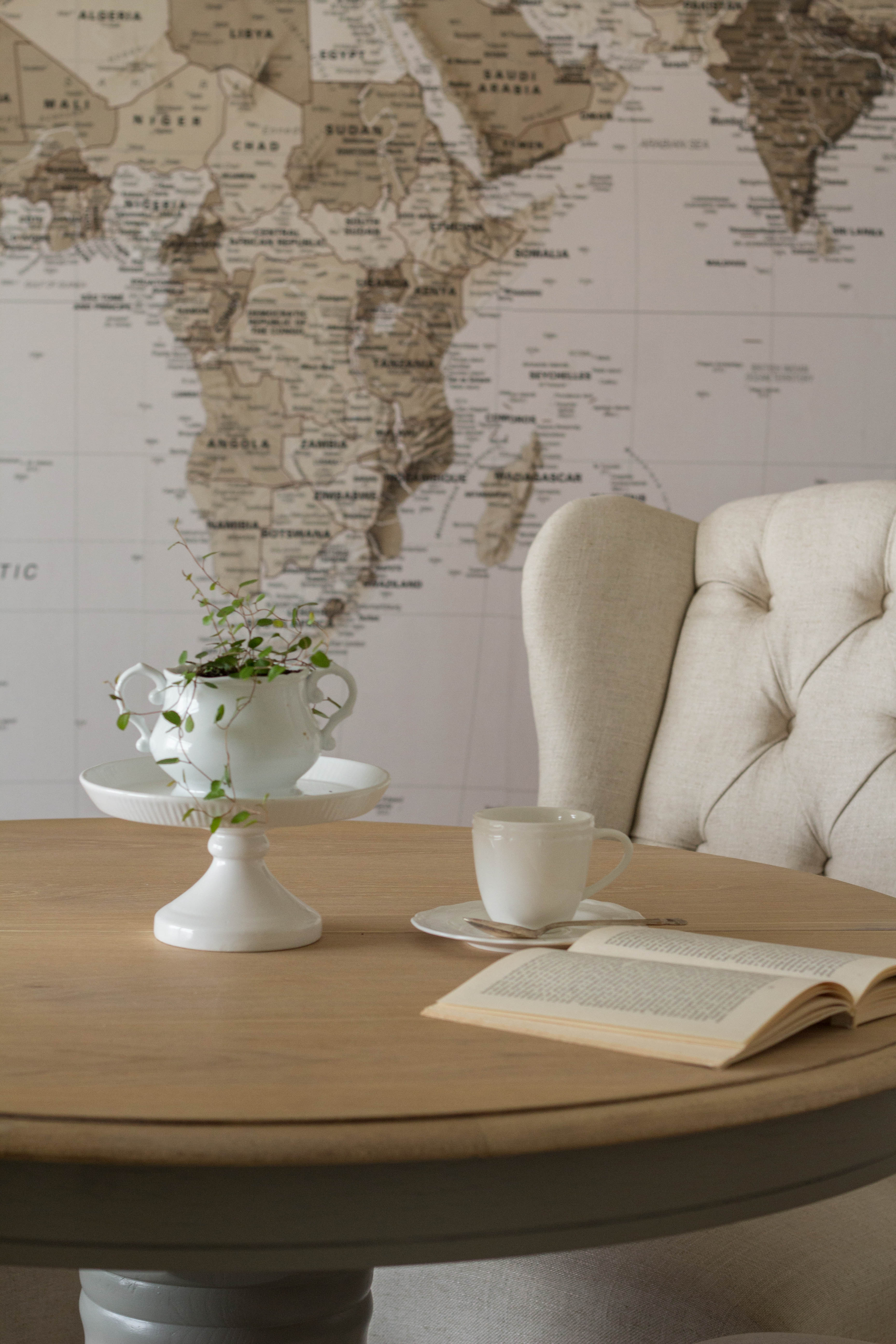 A pop of greenery in a small bowl on a table is a great Spring decor idea.