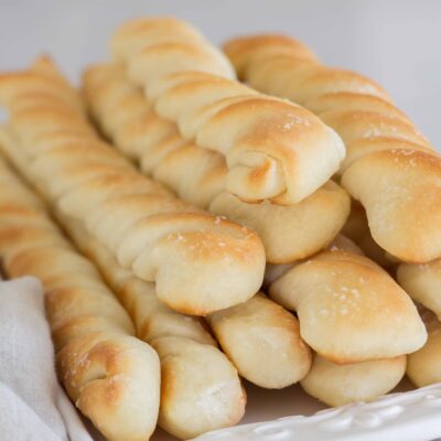 Quick and Easy Homemade Breadsticks