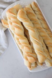 Quick And Easy Homemade Breadsticks - Handmade Farmhouse