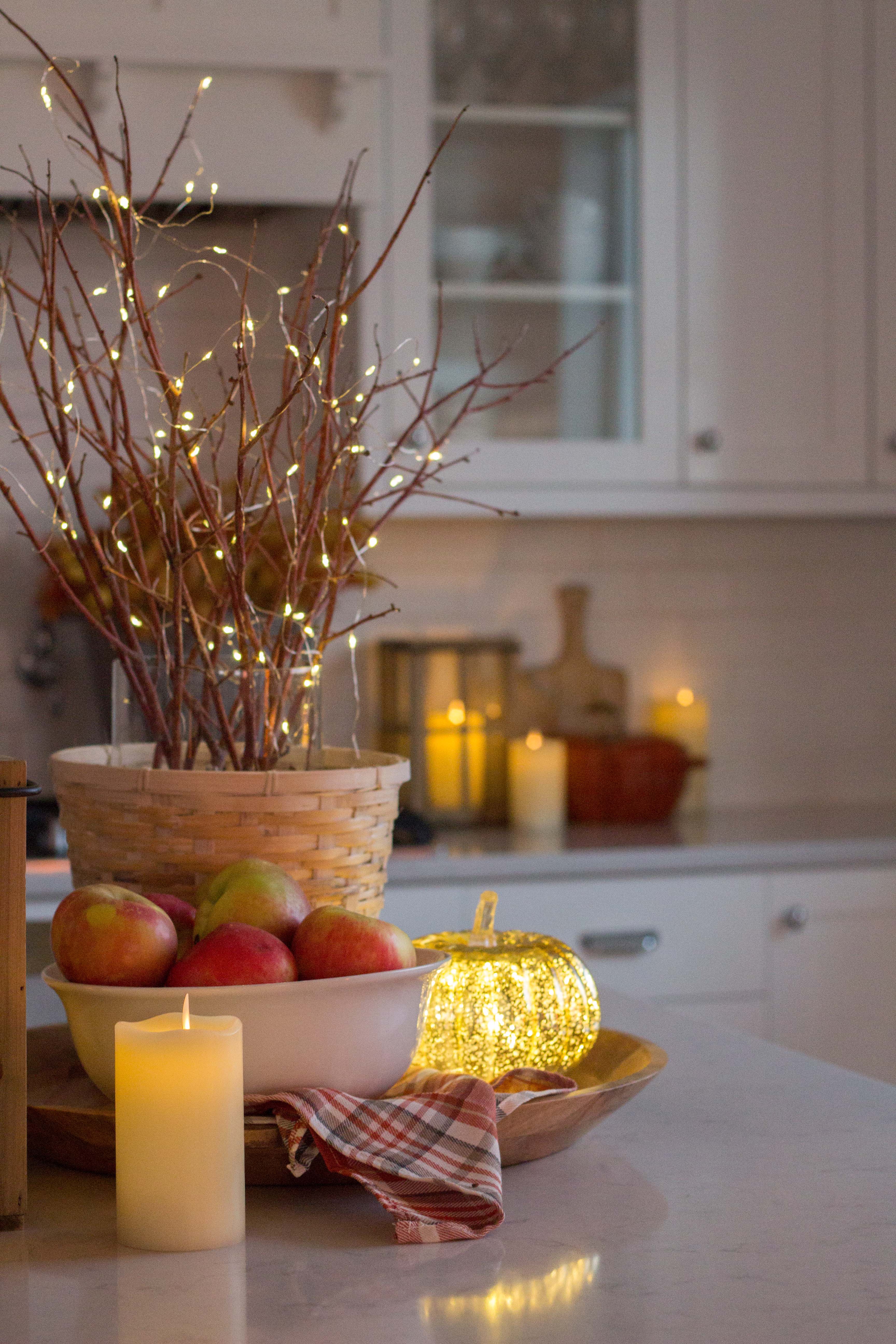 Cozy Autumn Candlelight Kitchen Décor