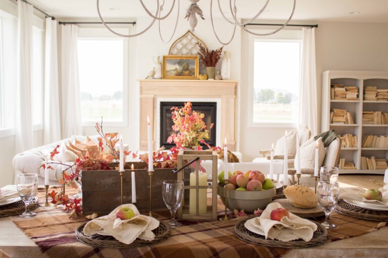 Easy Thanksgiving Tablescape Ideas