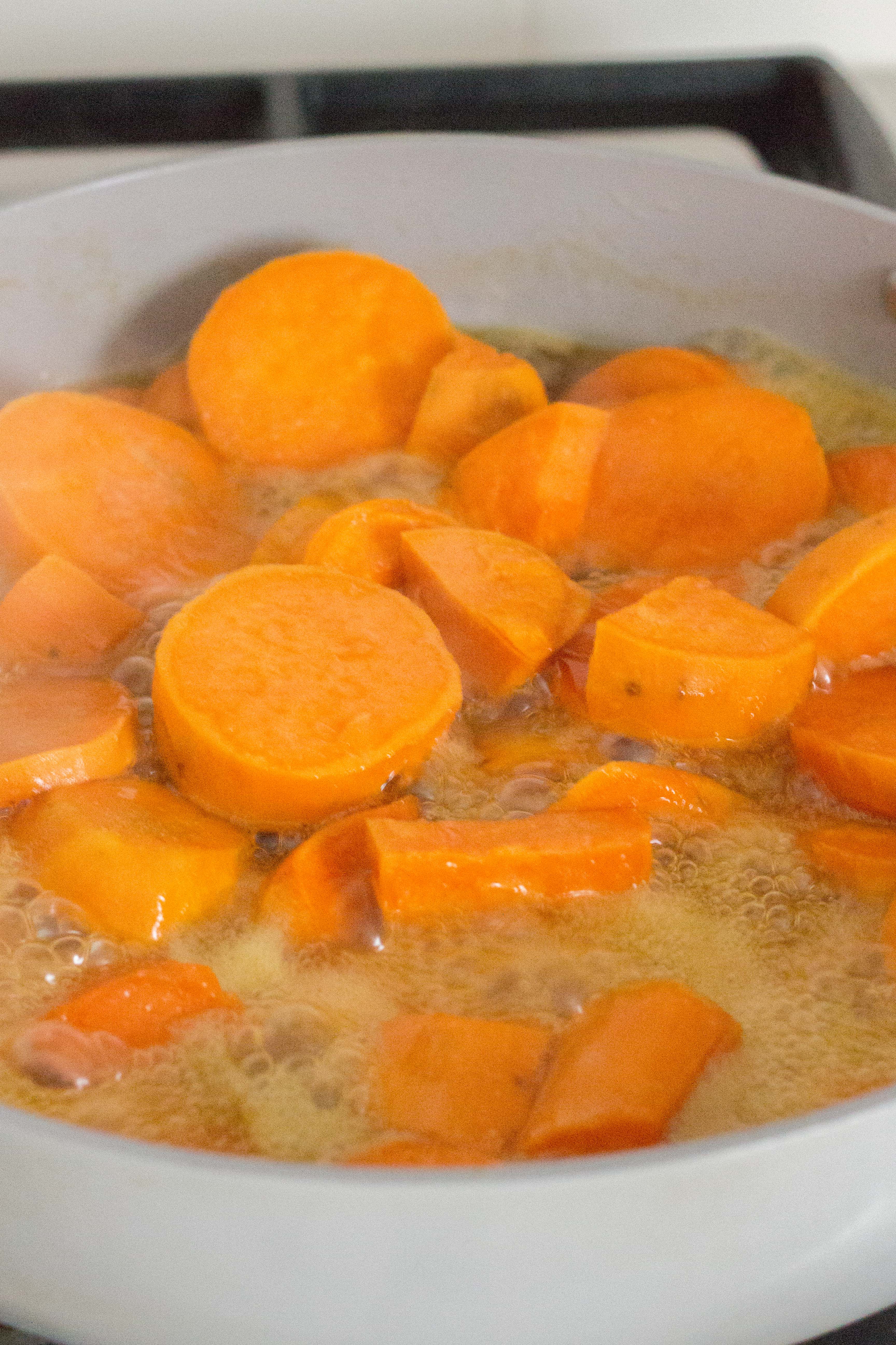 Old Fashioned Candied Thanksgiving Yams