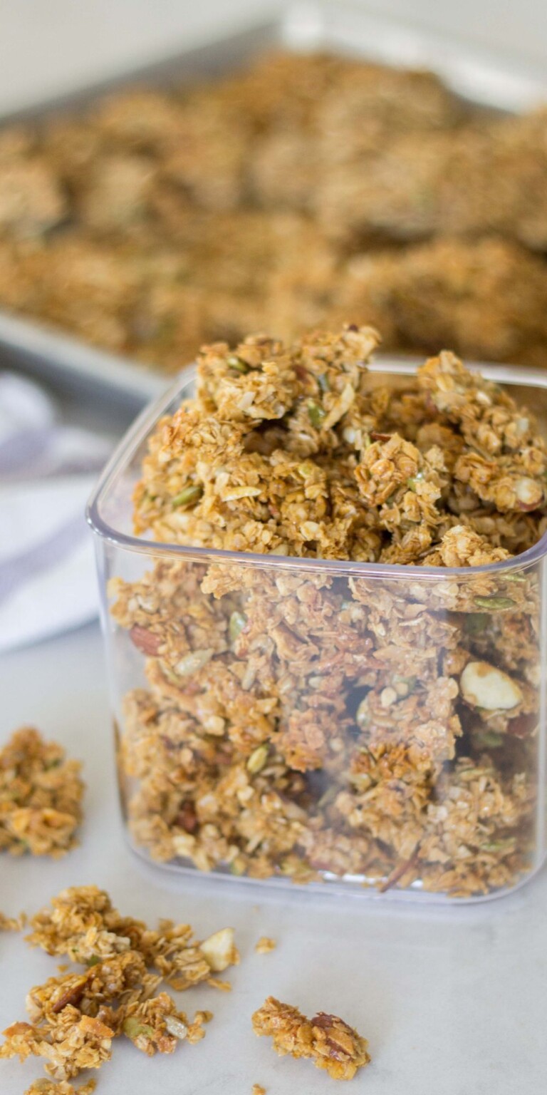 Easy Homemade Toasted Granola