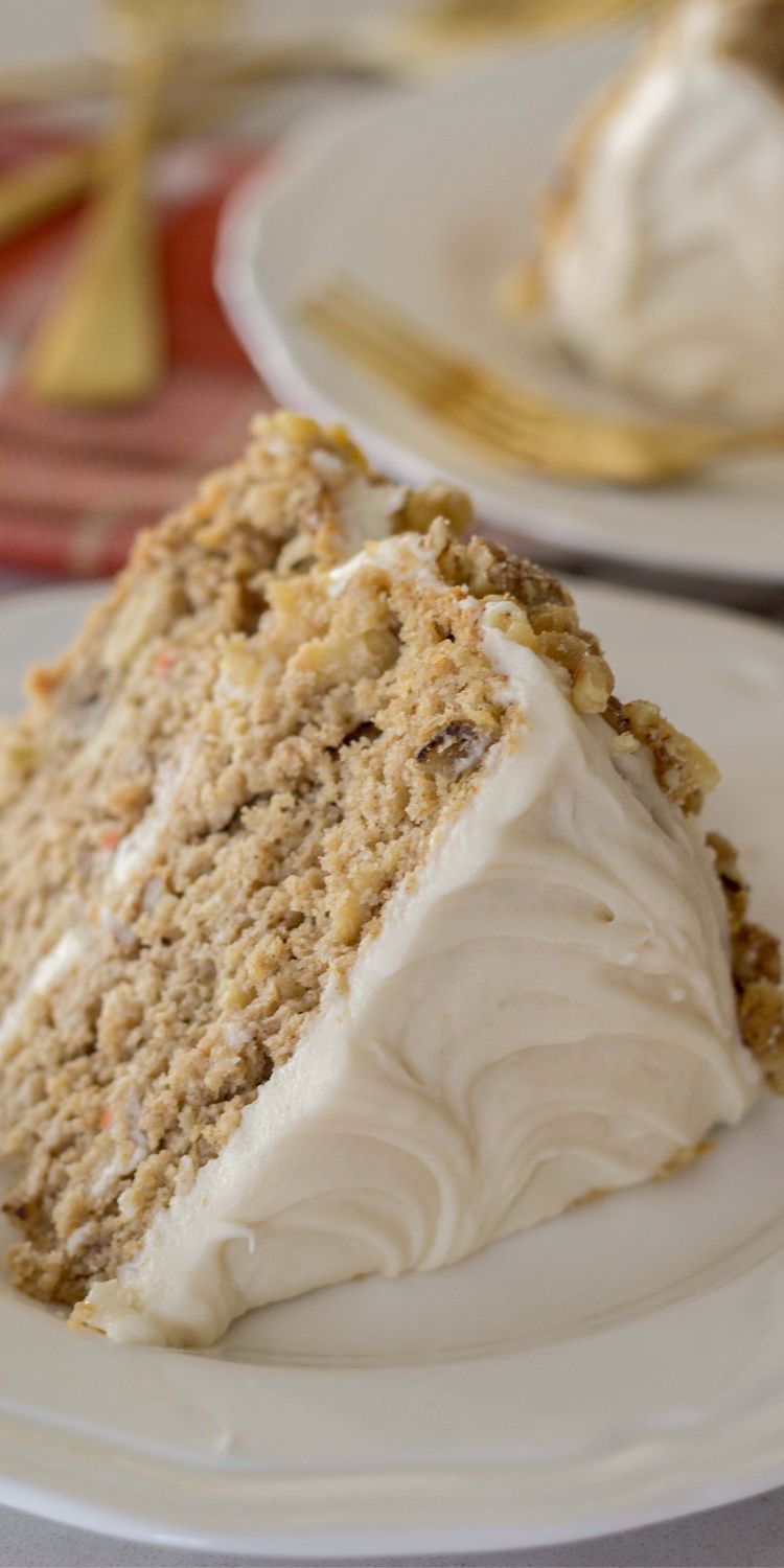 Easy Autumn Spiced Carrot Cake