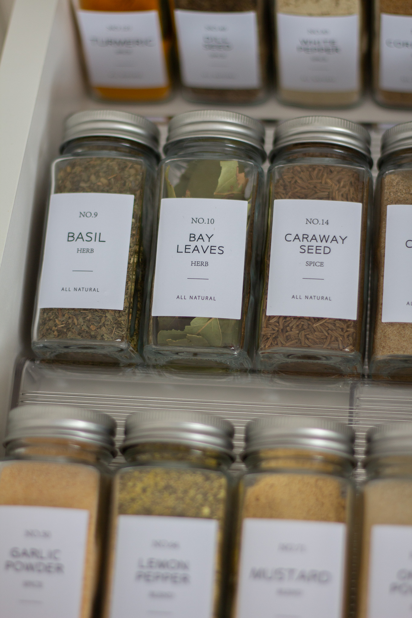 Printable Spice Labels for a Modern Farmhouse Style Spice Rack