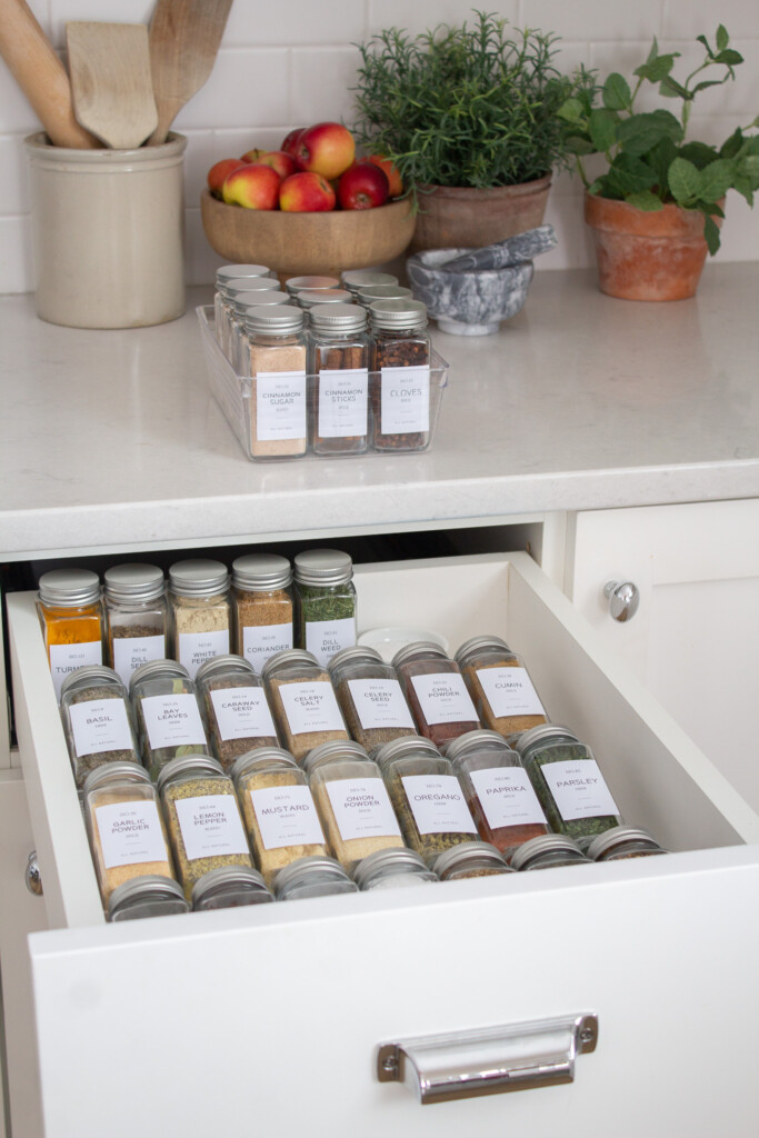 Simple Kitchen Spice Jar Organization - Handmade Farmhouse