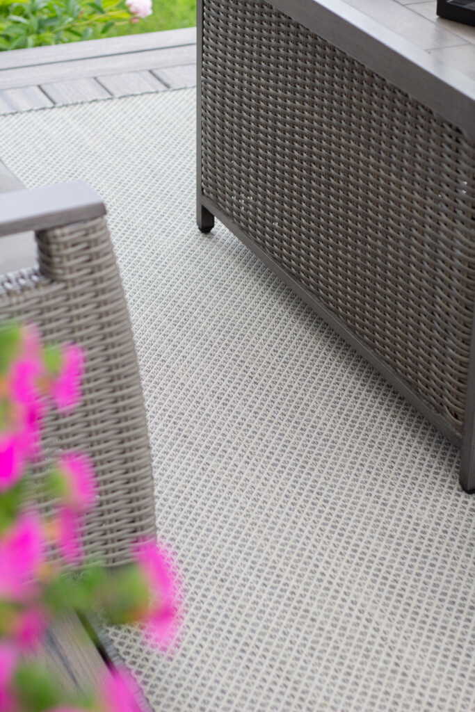 Simple Summer Deck Refresh - Handmade Farmhouse