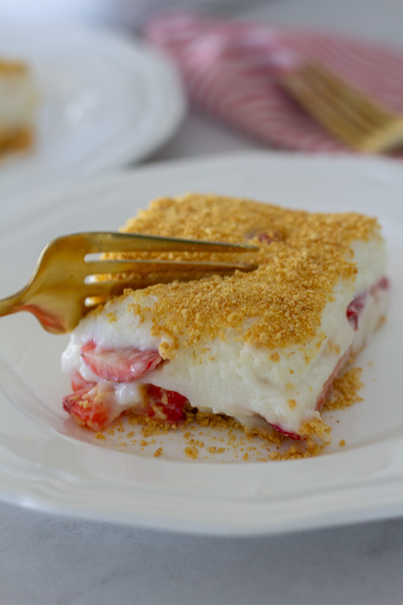 Old Fashioned Strawberry Marshmallow Dessert