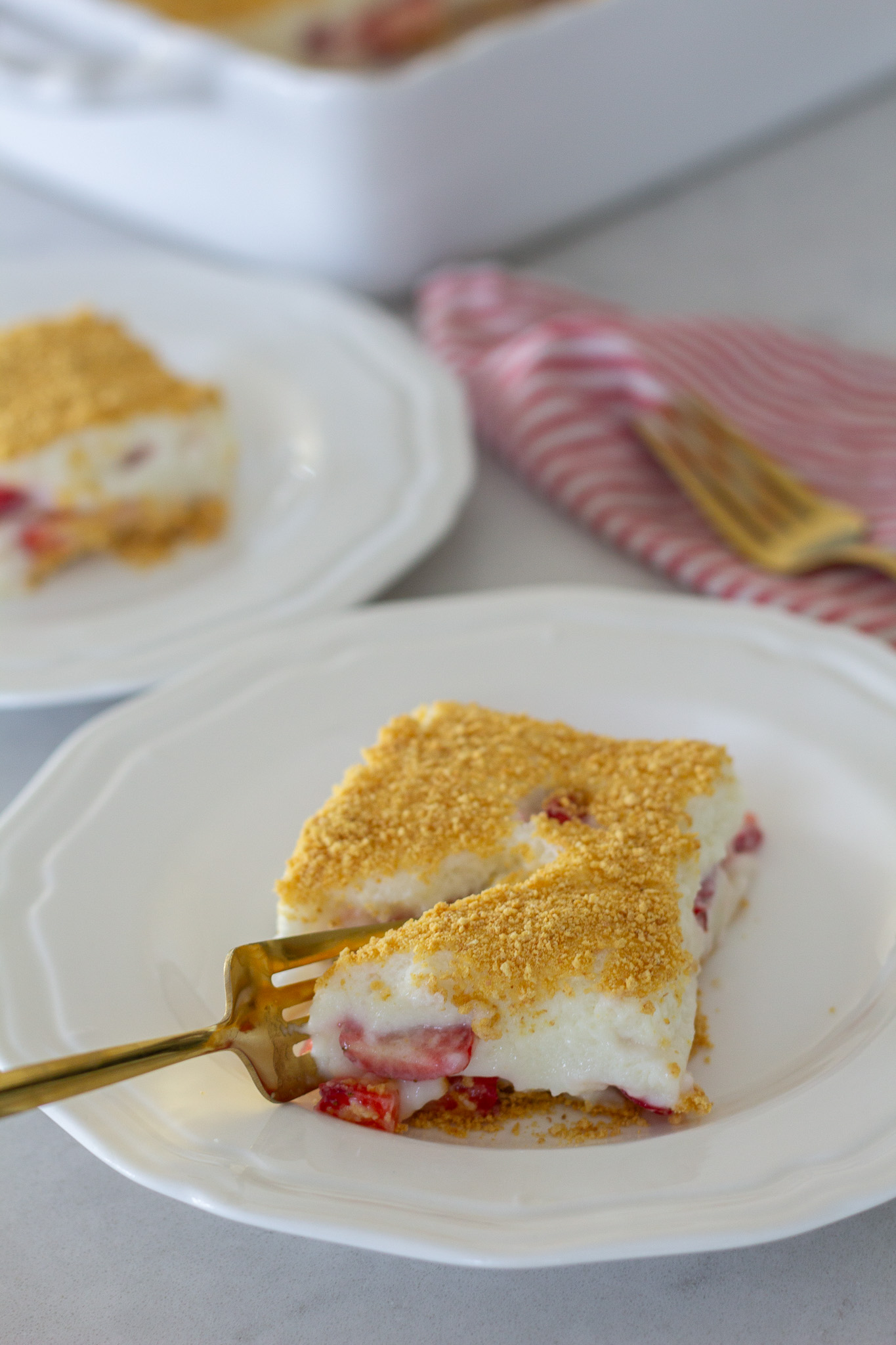 Old Fashioned Strawberry Marshmallow Dessert