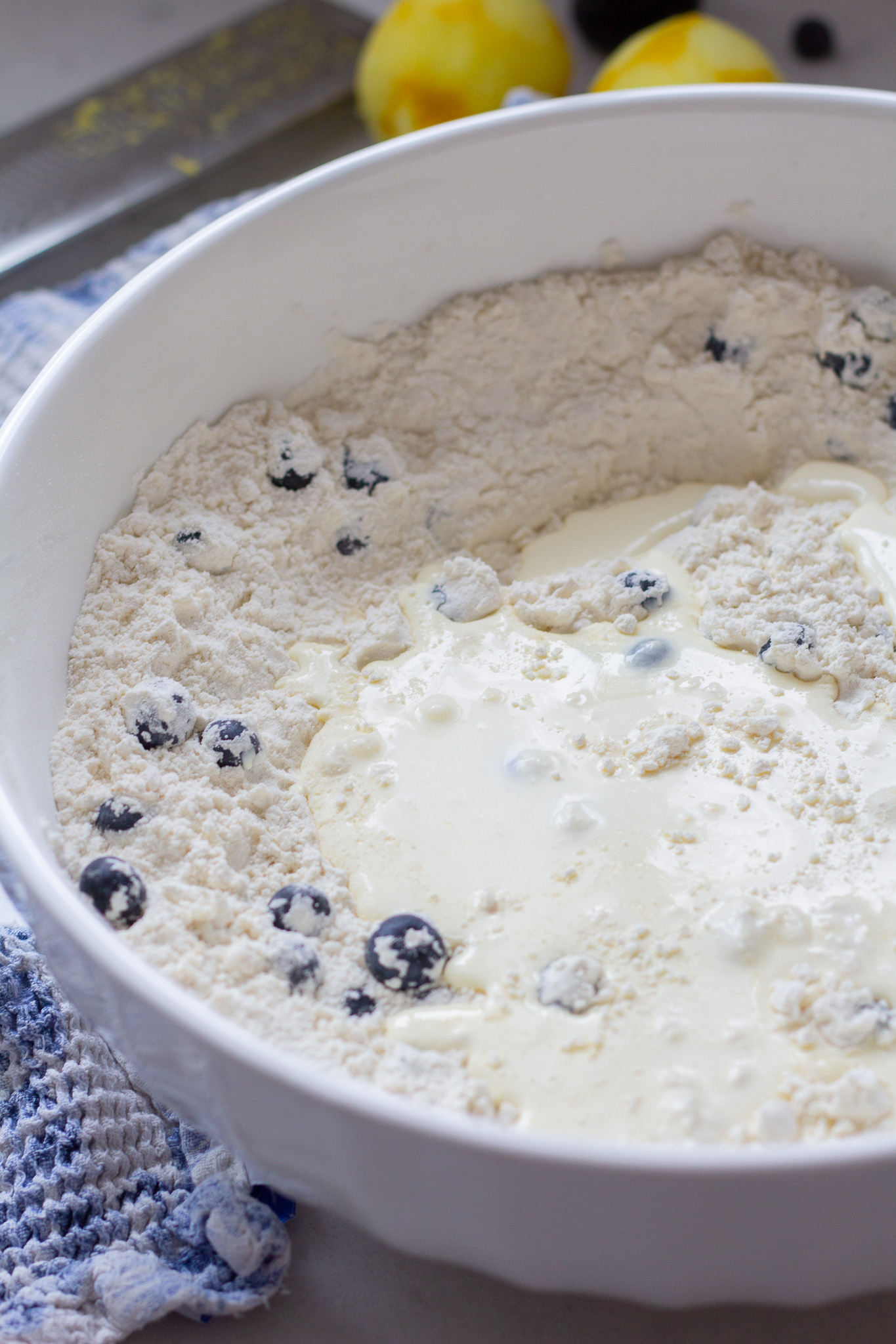 Easy lemon Blueberry Cream Scones 