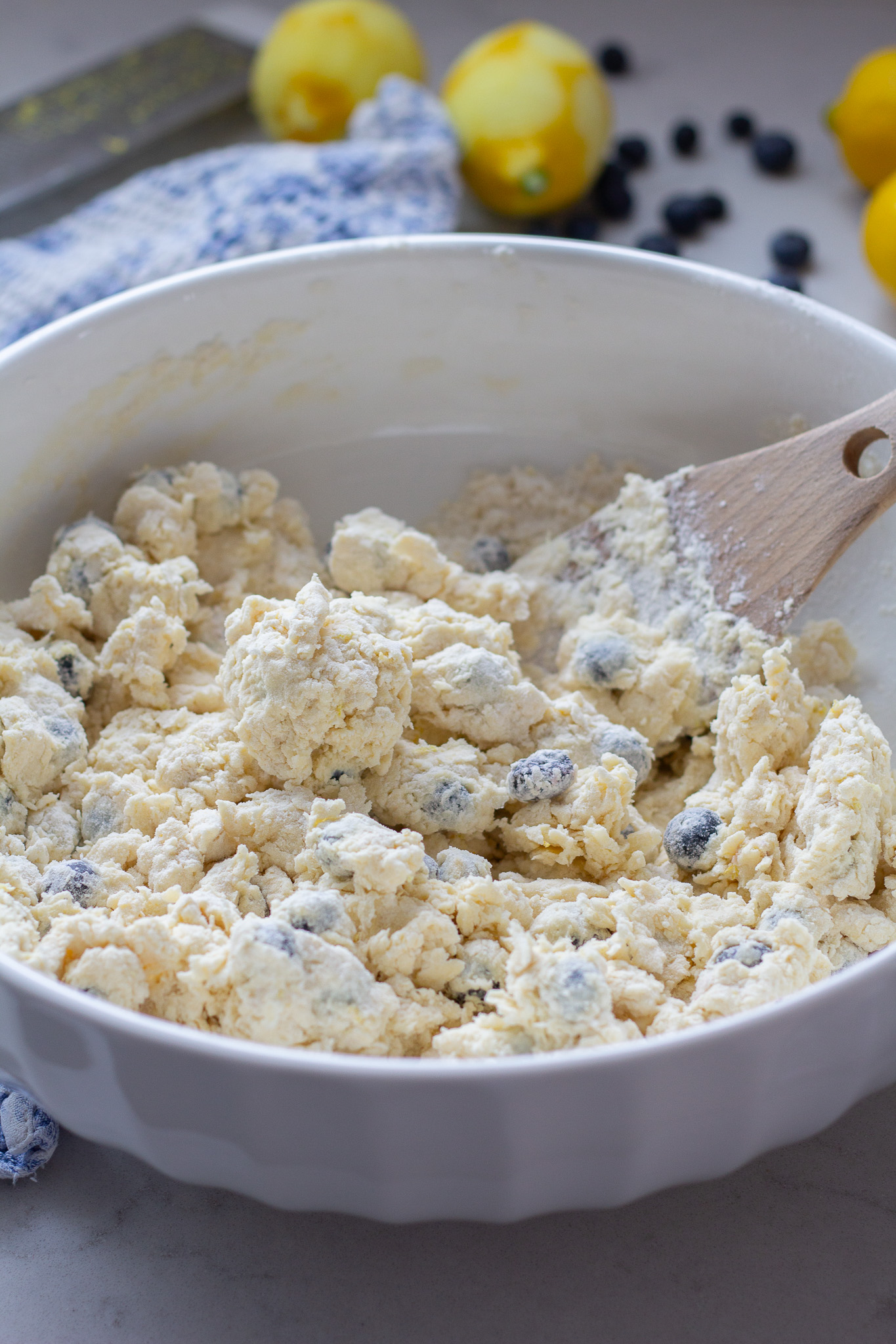 Easy lemon Blueberry Cream Scones 