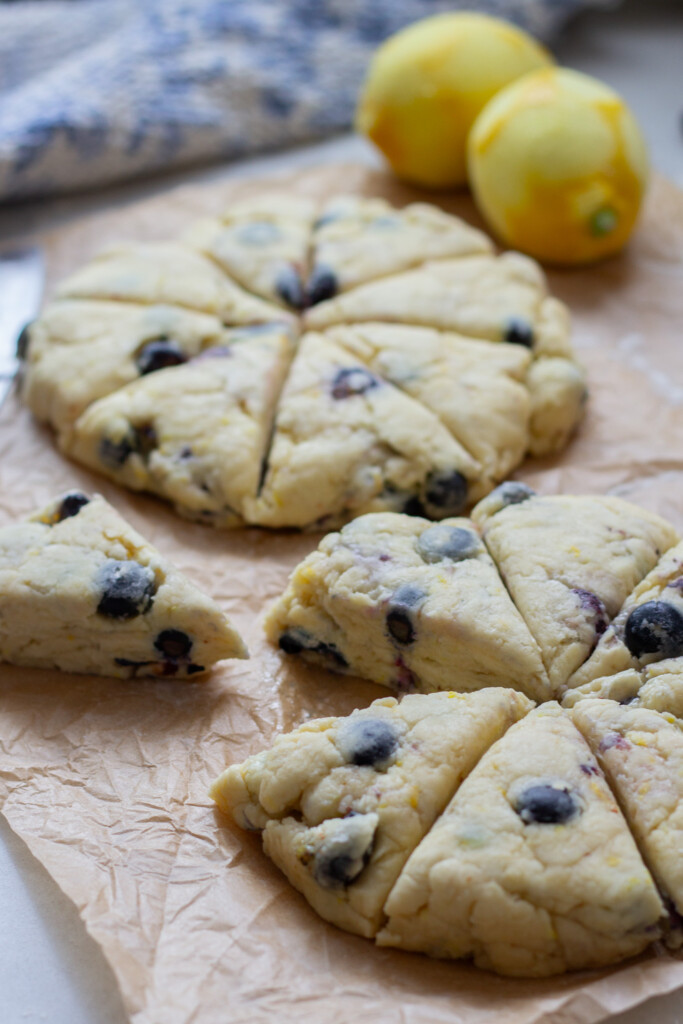 Easy lemon Blueberry Cream Scones 