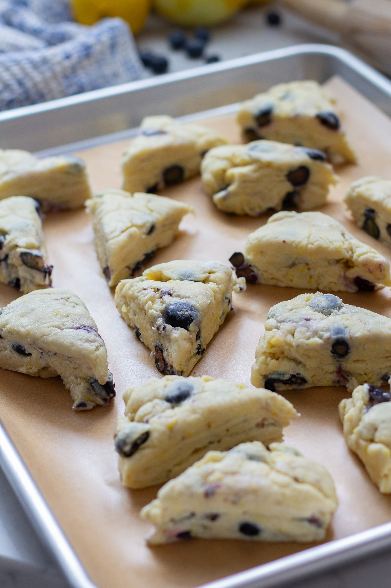 Easy lemon Blueberry Cream Scones 