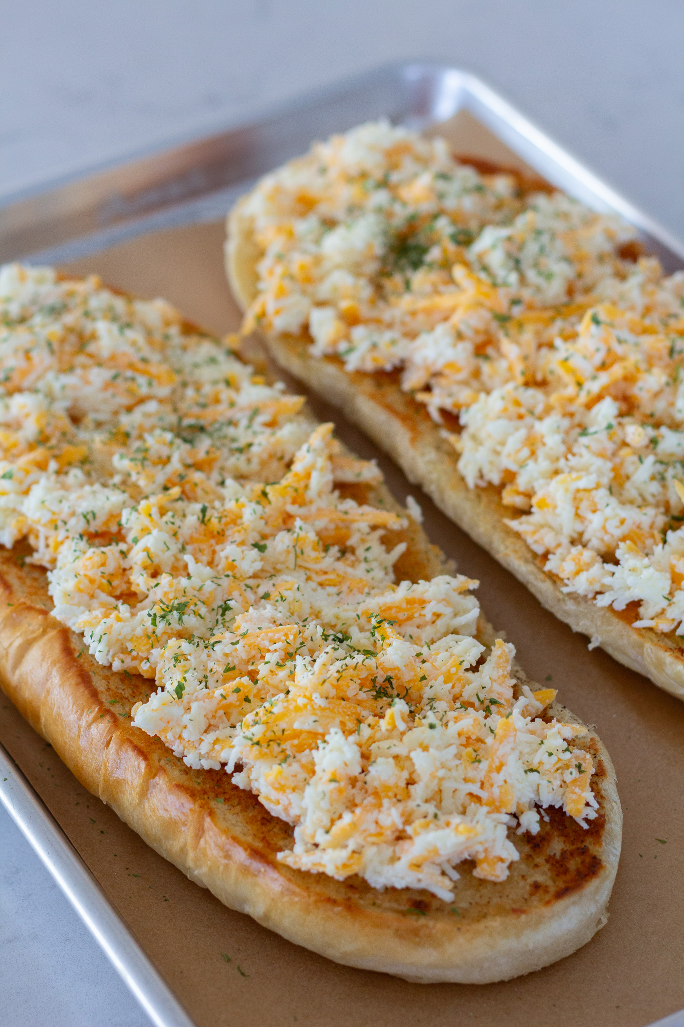 Easy Cheesy Garlic Bread