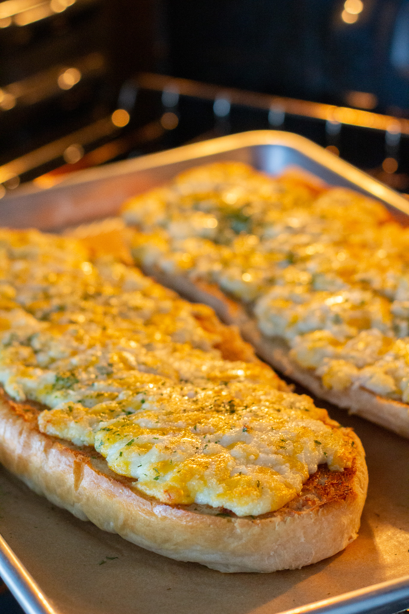 Easy Cheesy Garlic Bread