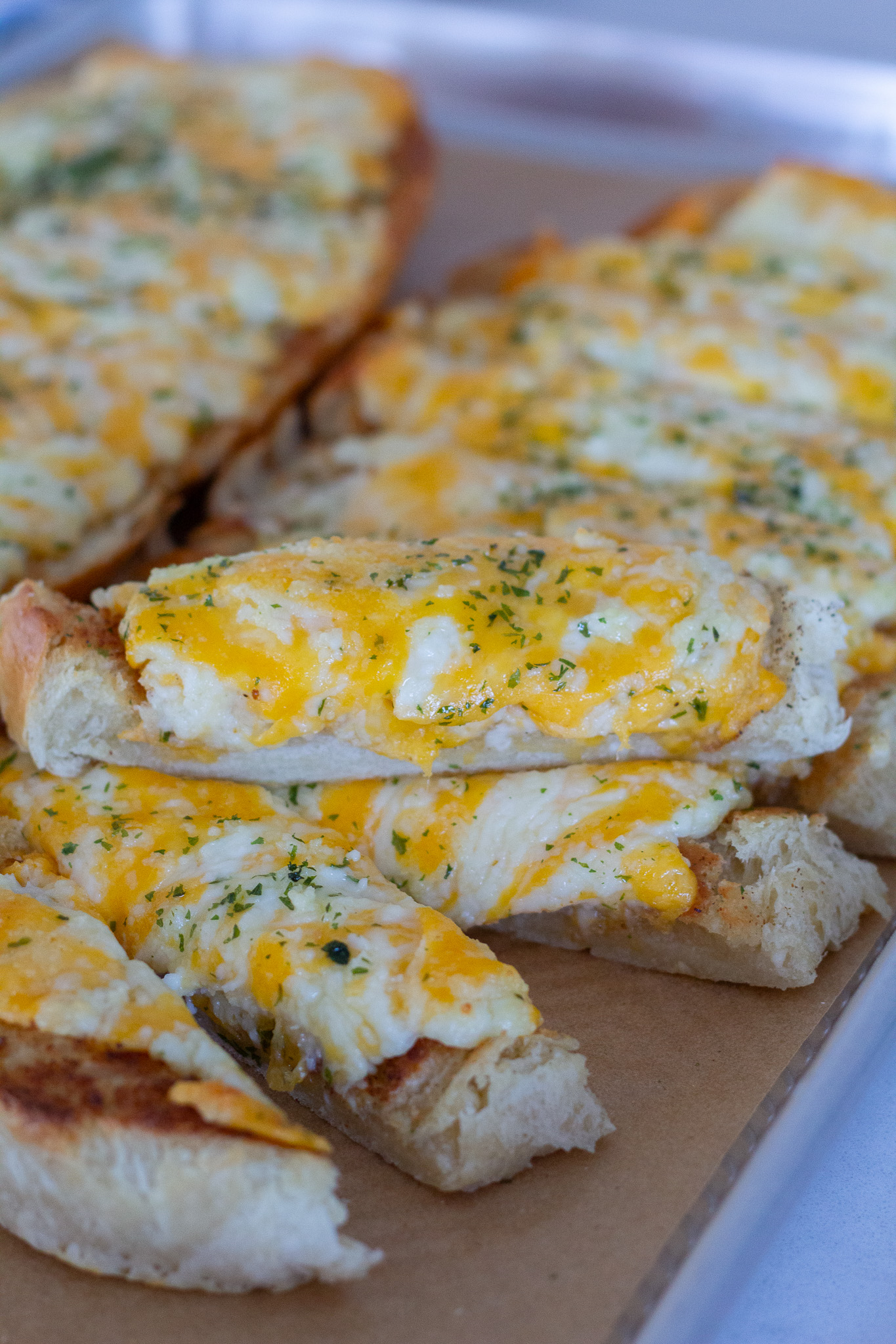 Easy Cheesy Garlic Bread