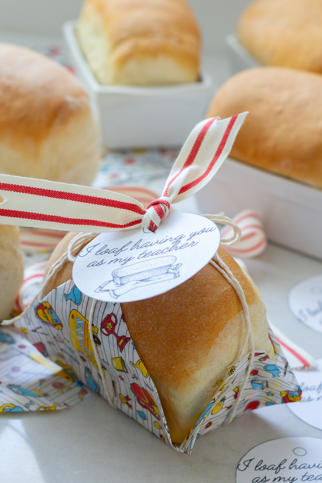 Delicious White Bread Mini Loaves