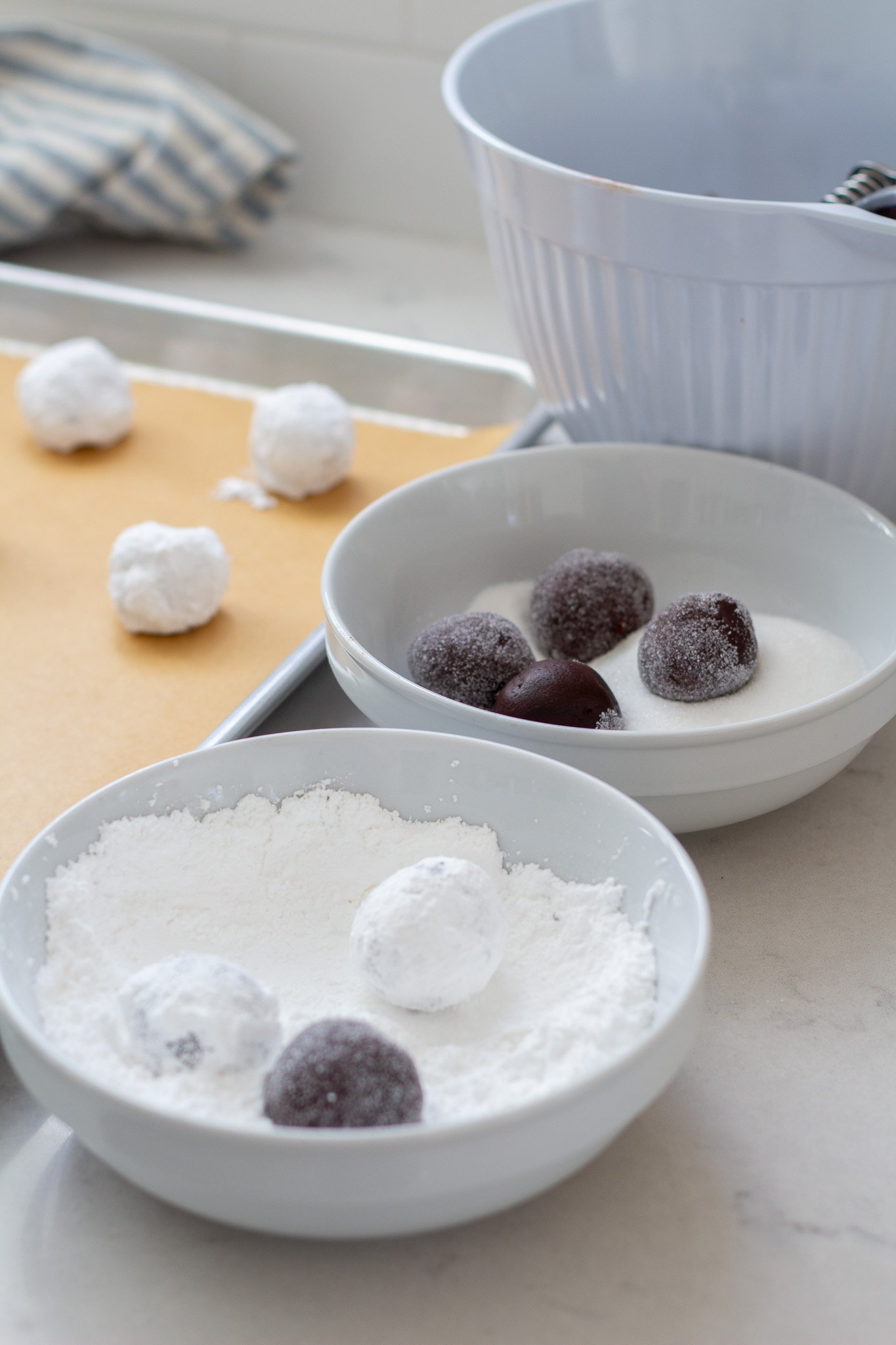 Rich and Chewy Chocolate Crinkle Cookies
