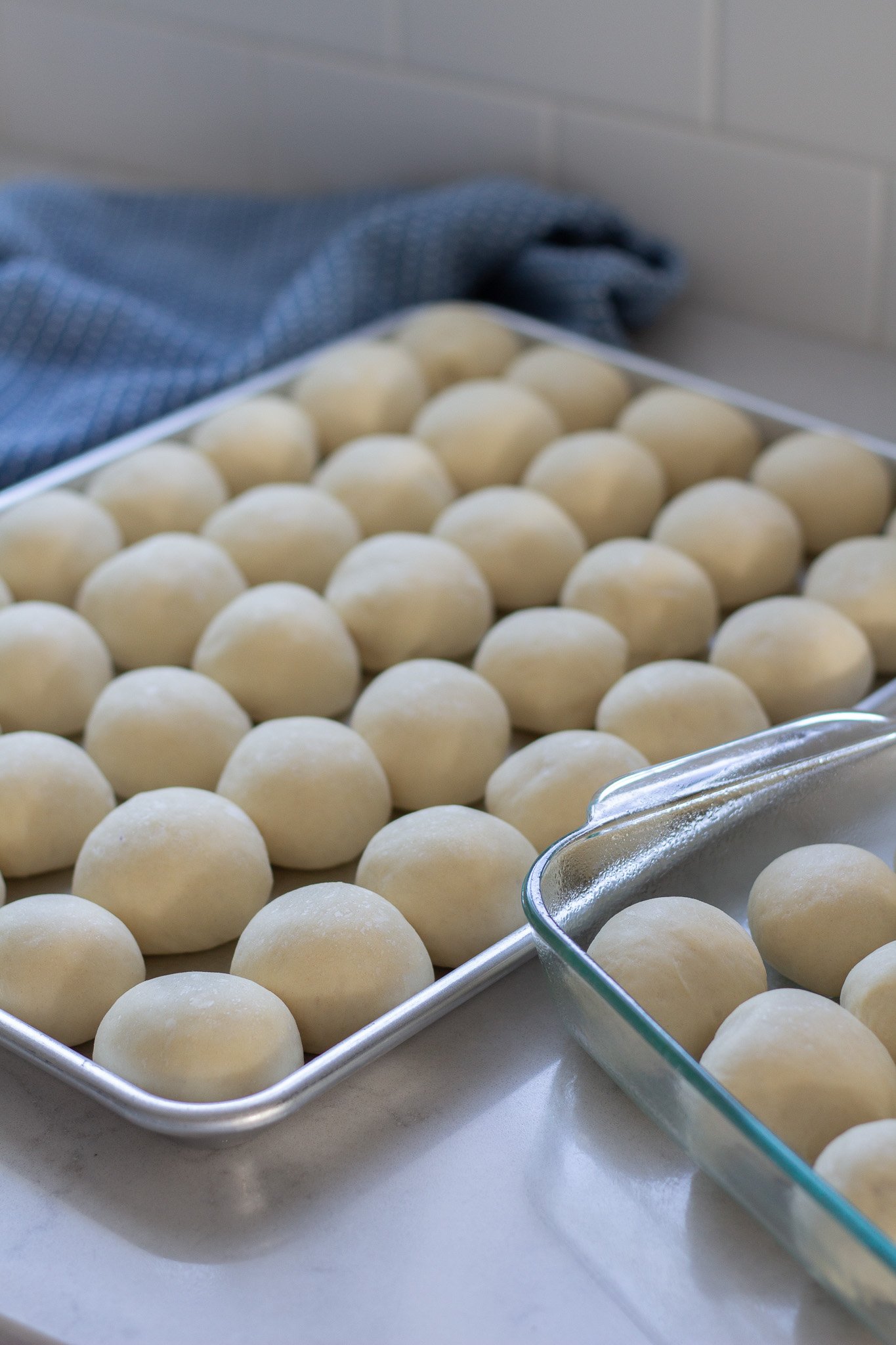 Easy Holiday Dinner Rolls