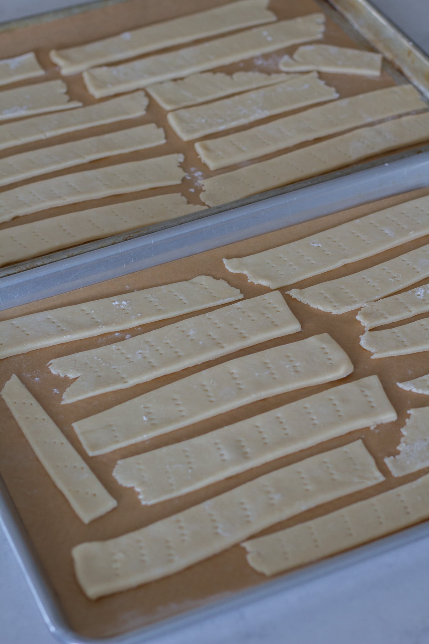 Easy Cinnamon and Sugar Pie Crust Treats