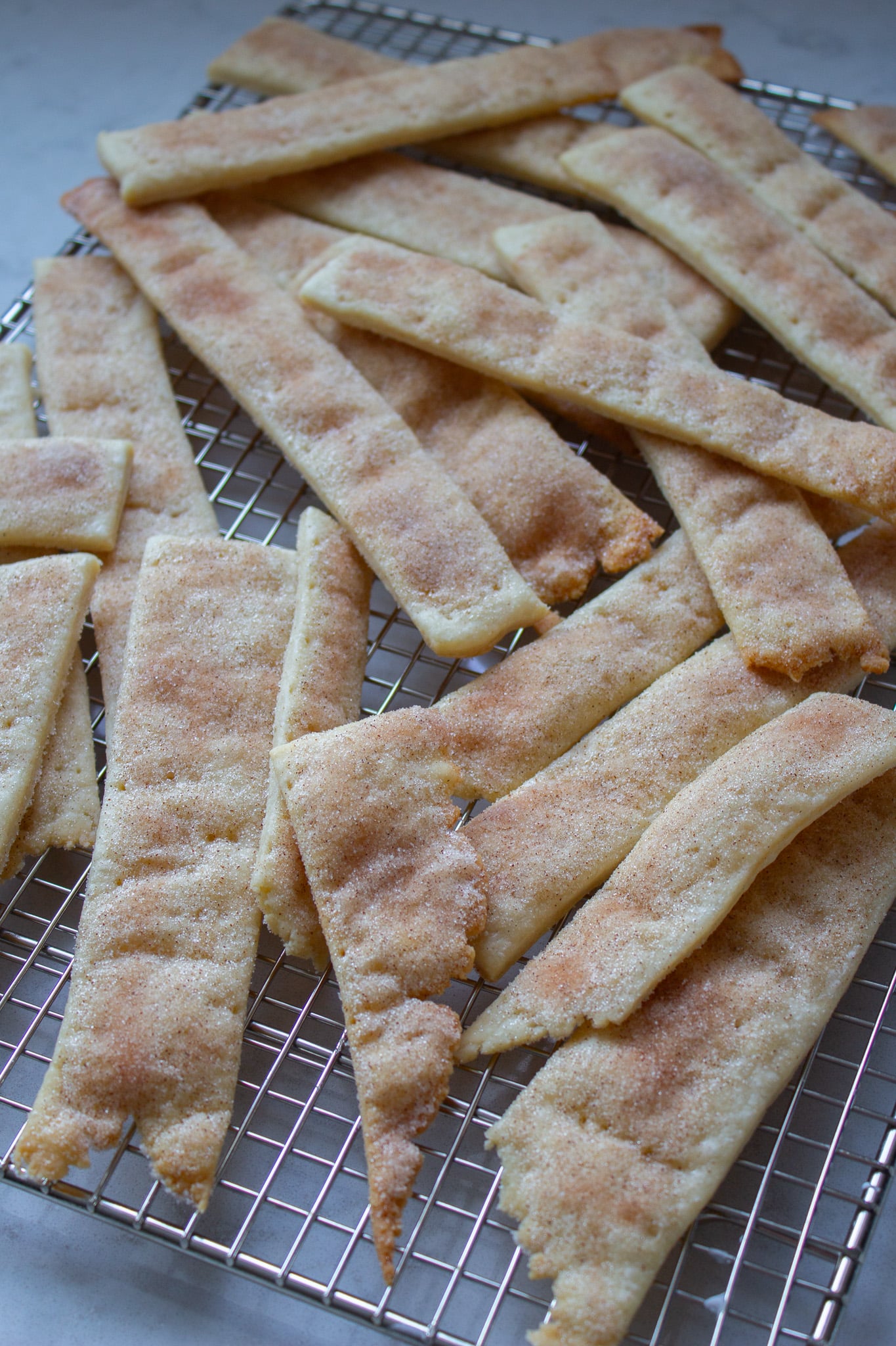 Easy Cinnamon and Sugar Pie Crust Treats