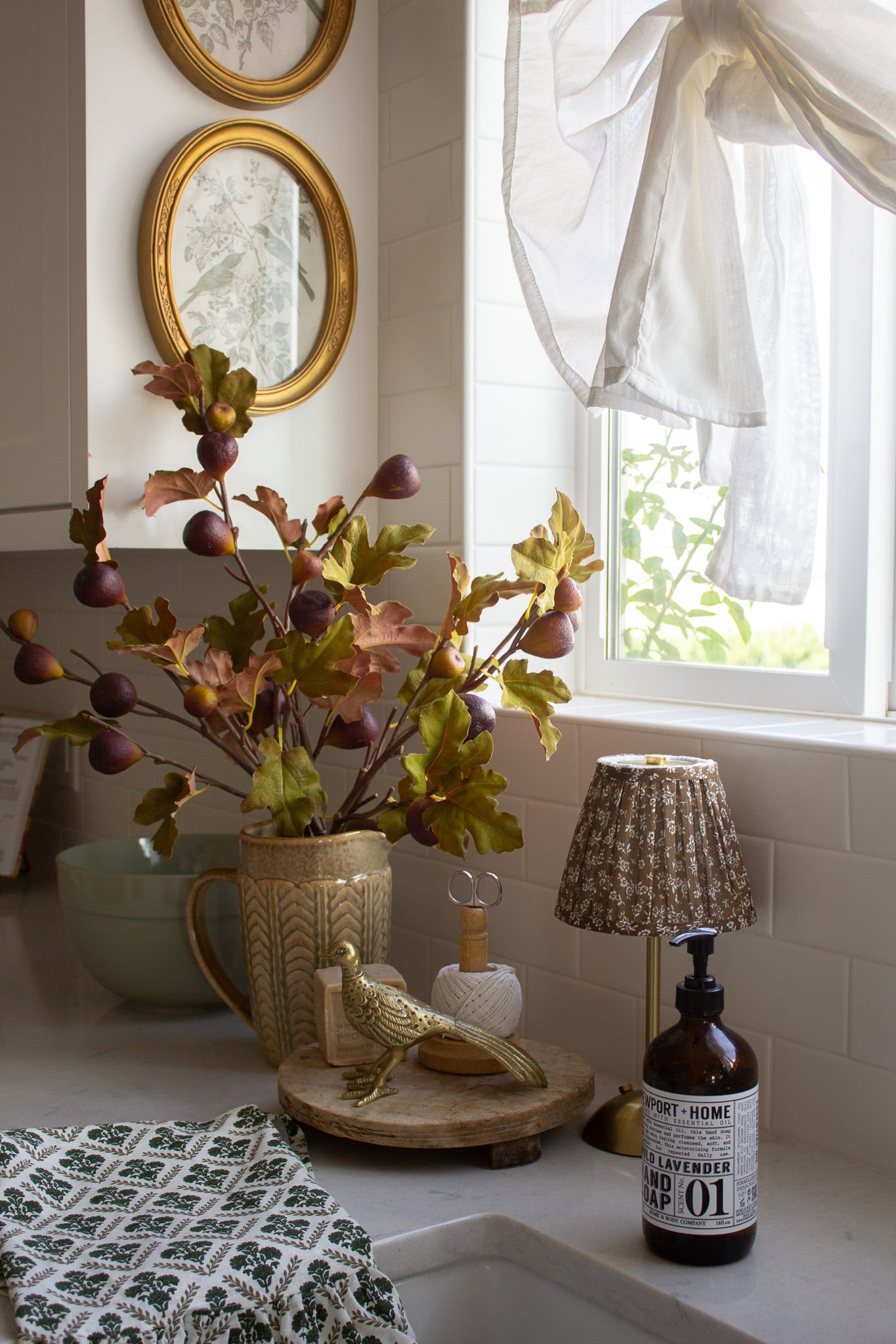 Simple and Cozy Fall Decor Ideas